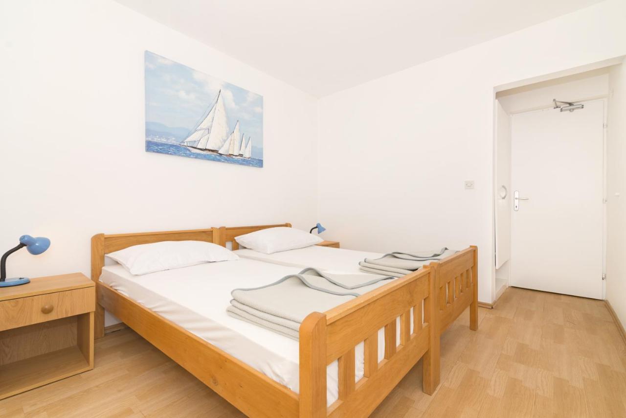 Apartments Starine Beach Pirovac Zewnętrze zdjęcie